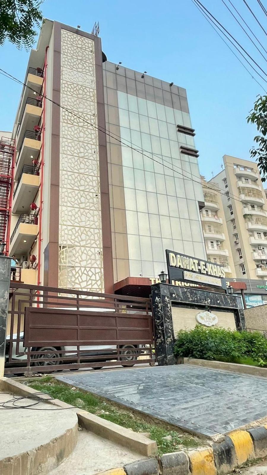The Triumph Hotel Varanasi Exterior foto