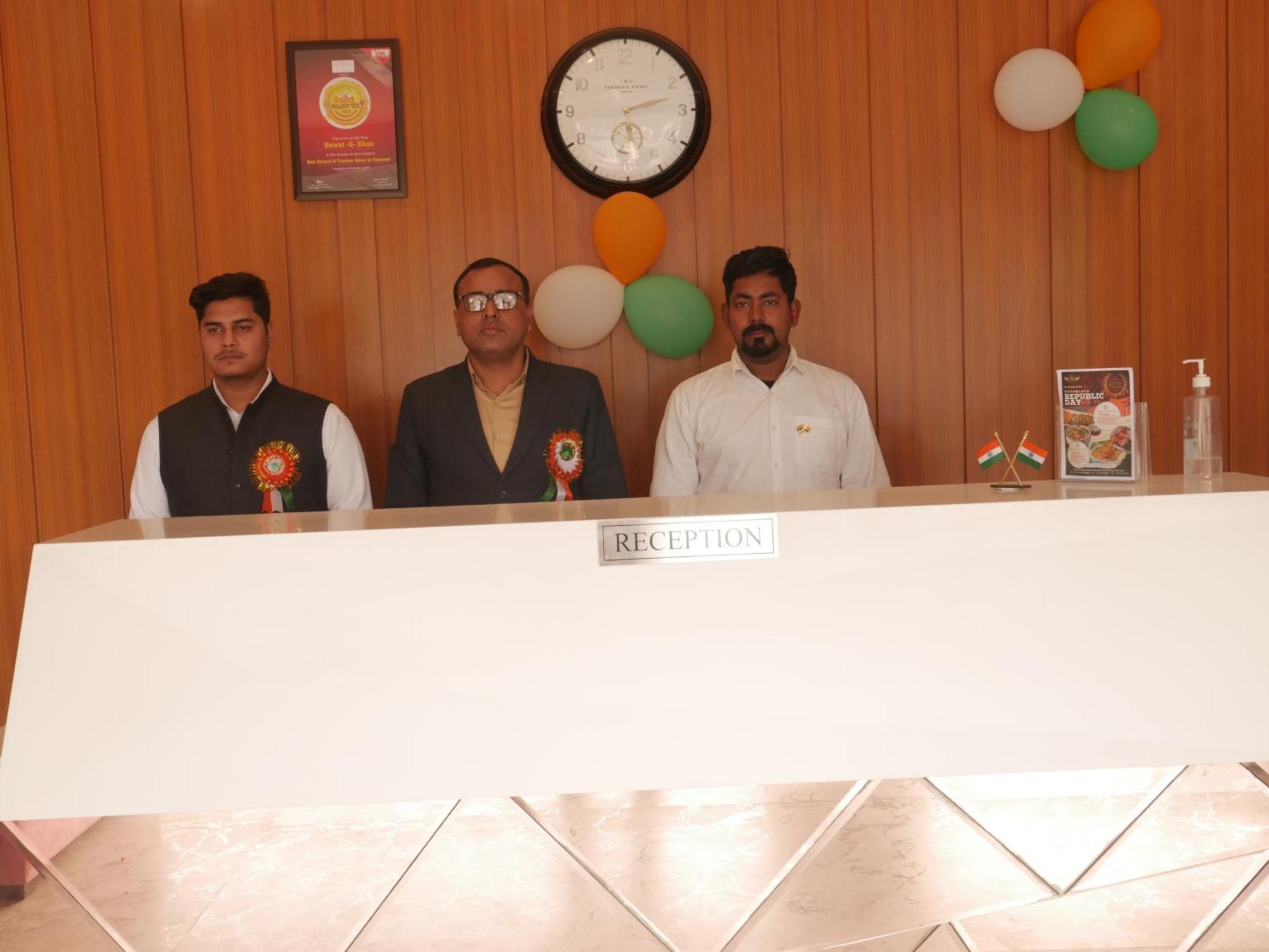 The Triumph Hotel Varanasi Exterior foto