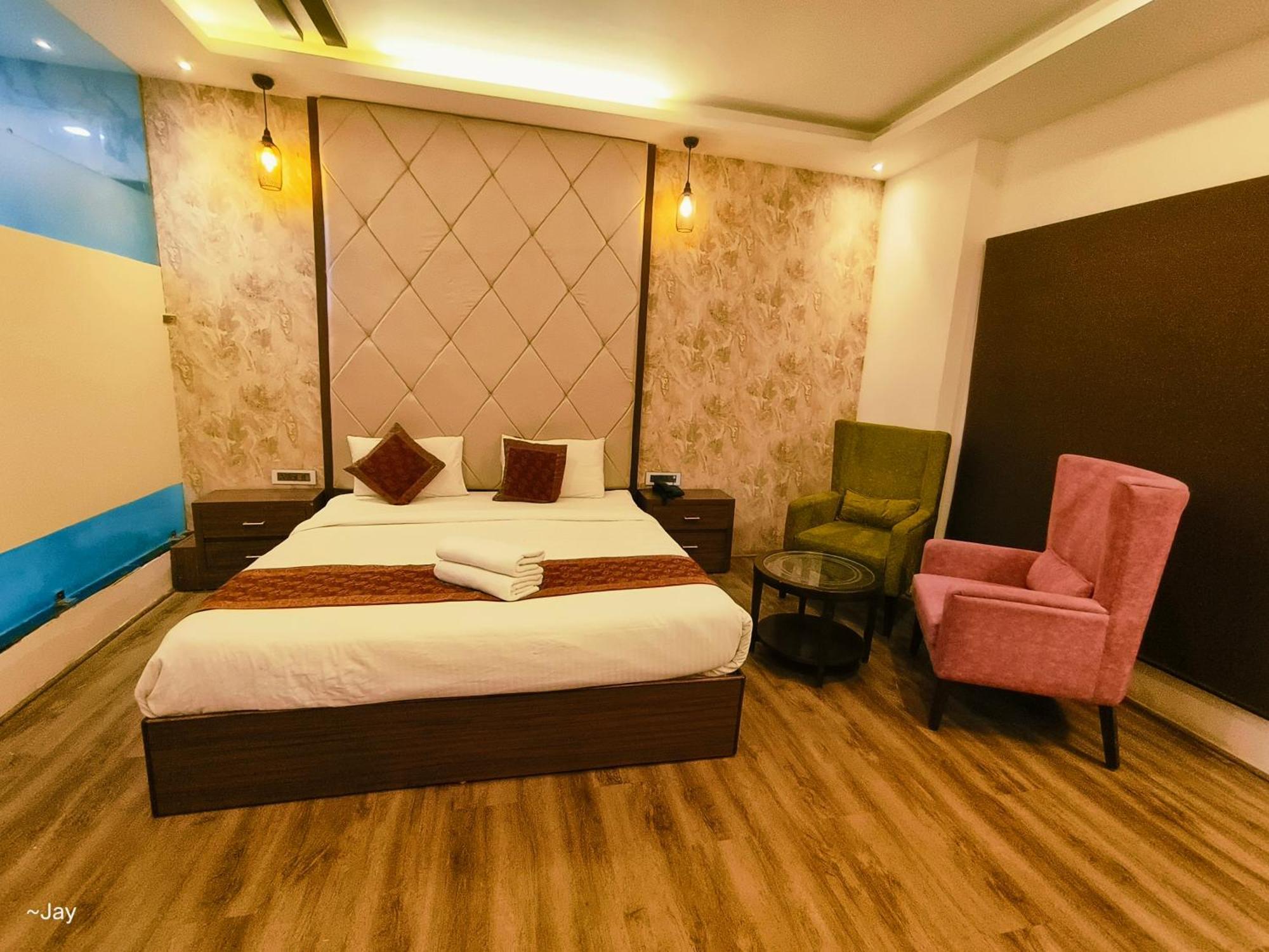 The Triumph Hotel Varanasi Exterior foto